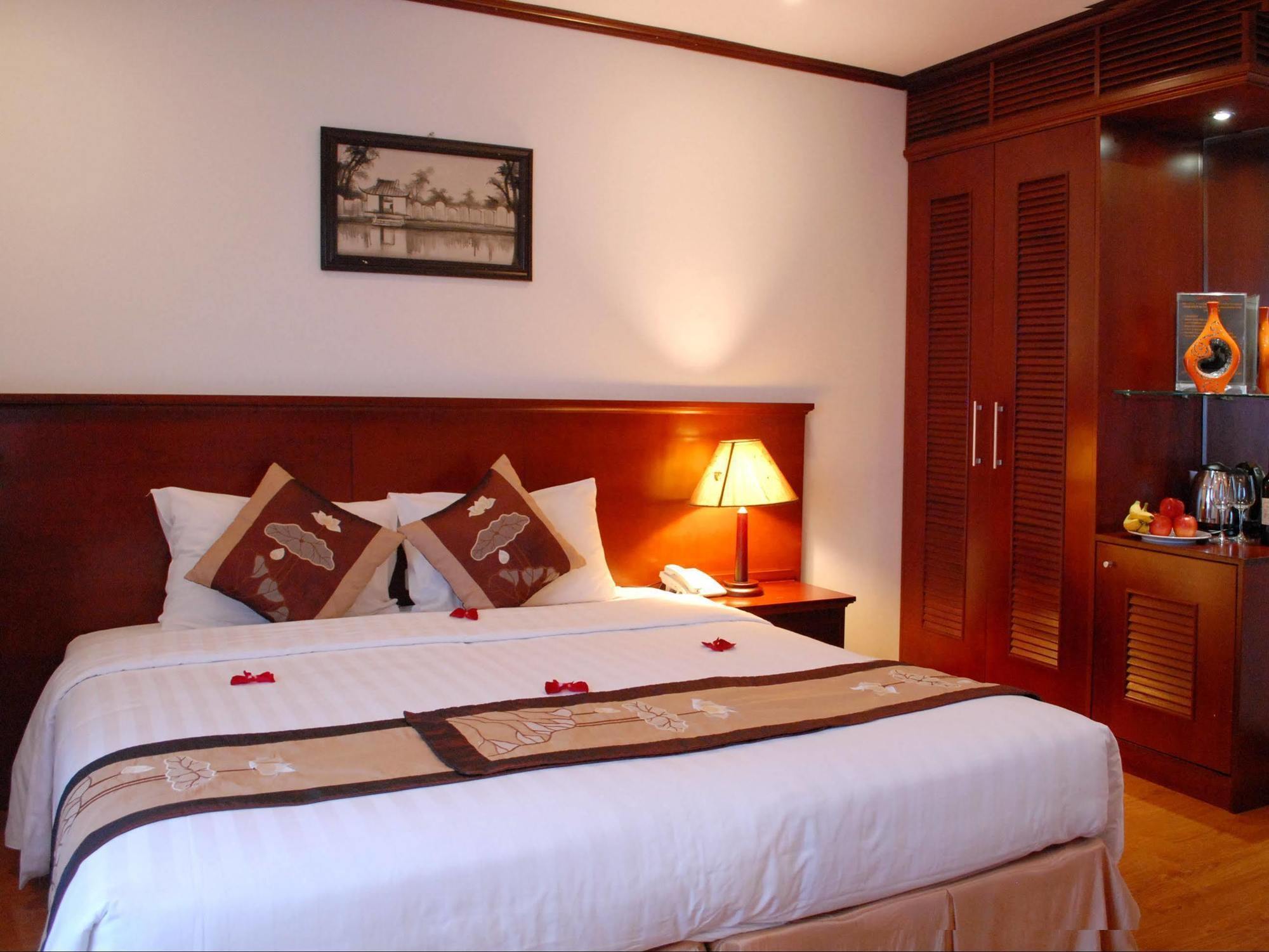 May De Ville Legend Hotel ฮานอย ภายนอก รูปภาพ