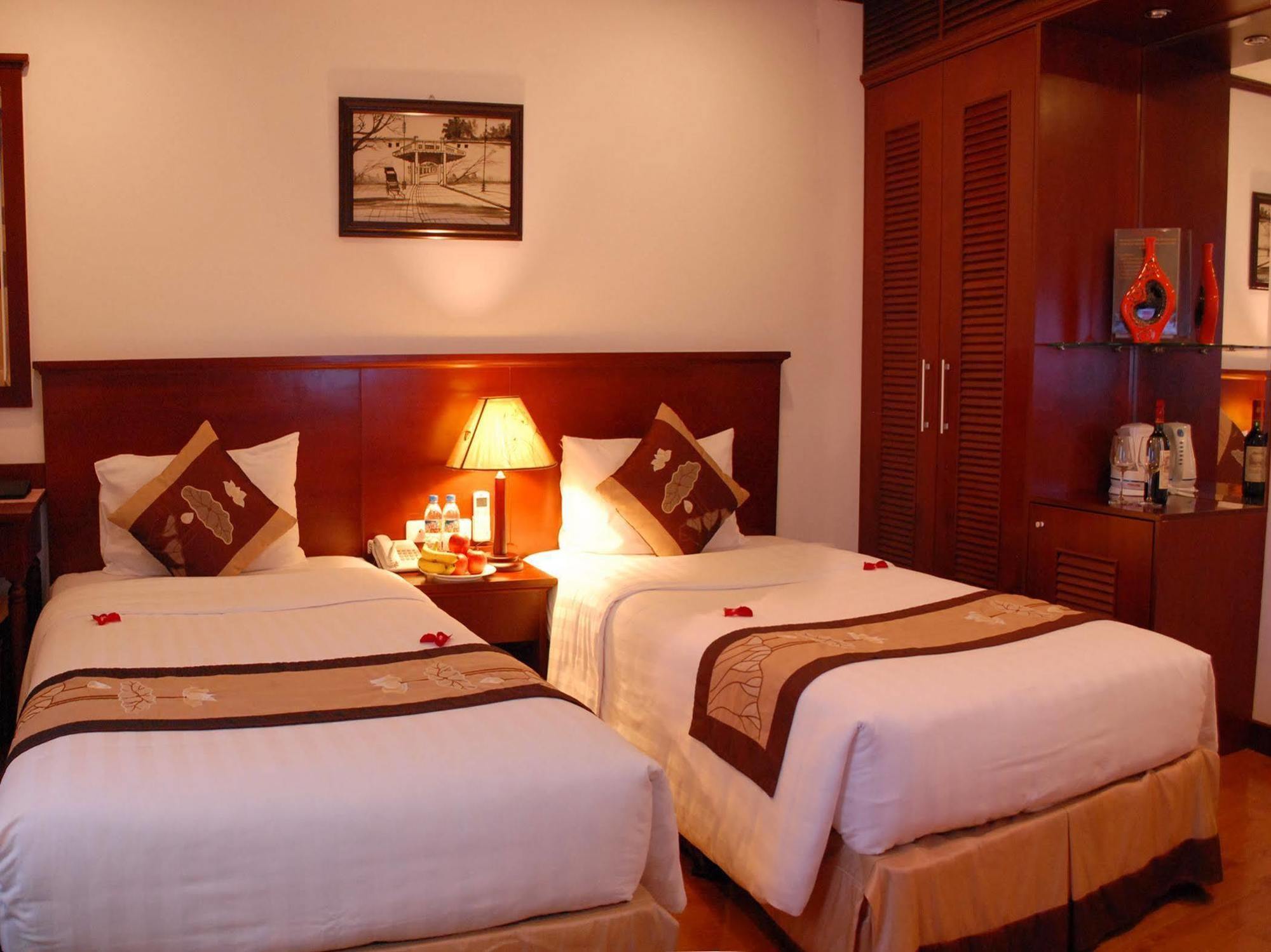 May De Ville Legend Hotel ฮานอย ภายนอก รูปภาพ